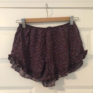 Brandy Melville Vodi ruffled shorts RARE